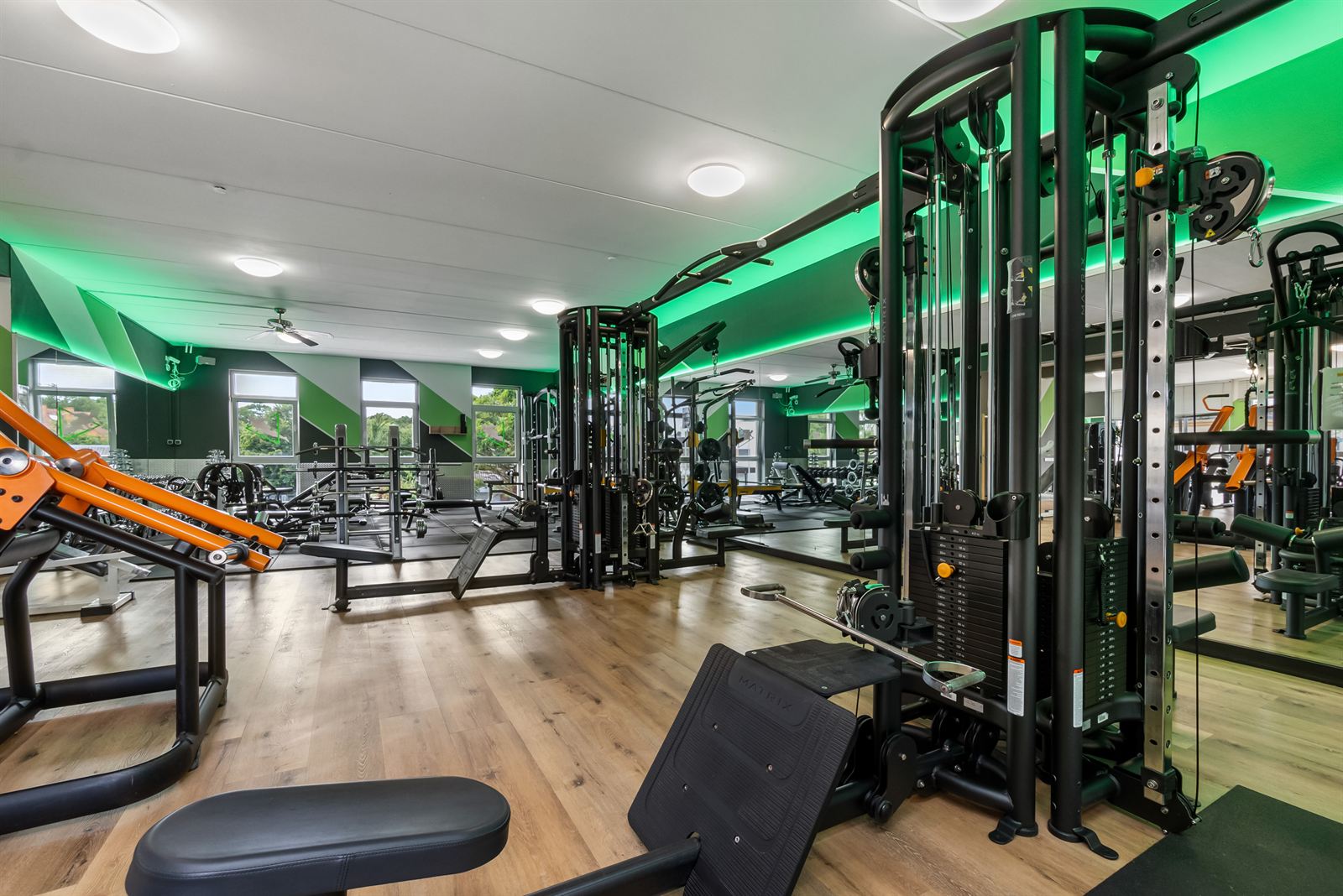 Cardio- & Kraftbereich bei fit'ALL